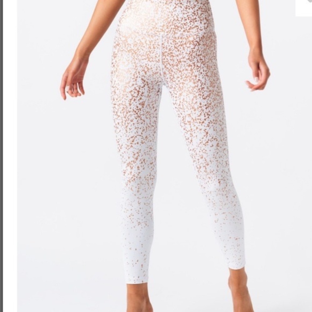 Zyia Active Shimmer Gold Splatter Leggings Size 2